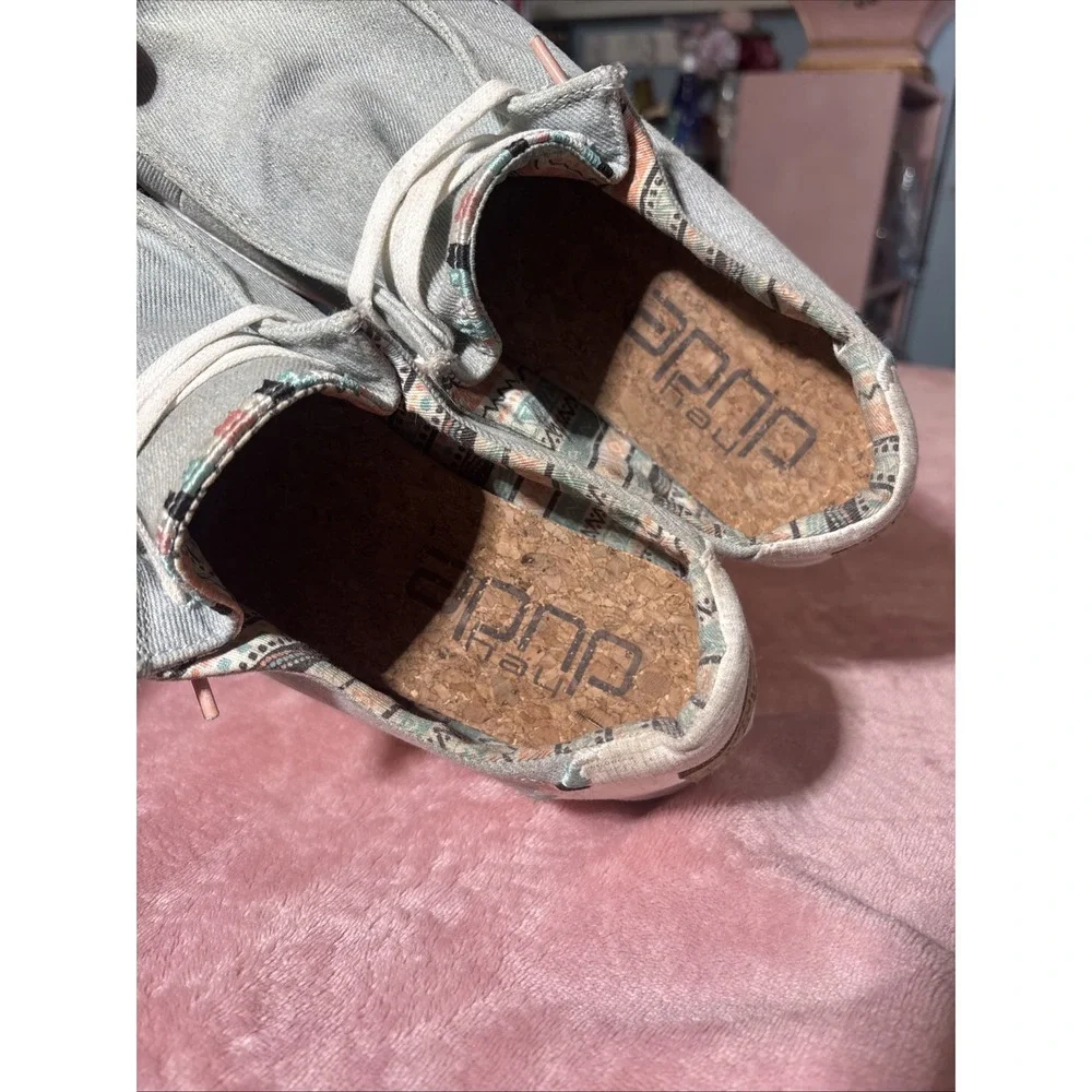 Hey Dude Wendy Boho Light Denim Slip On Shoes Sneakers Women Size 11 Blue